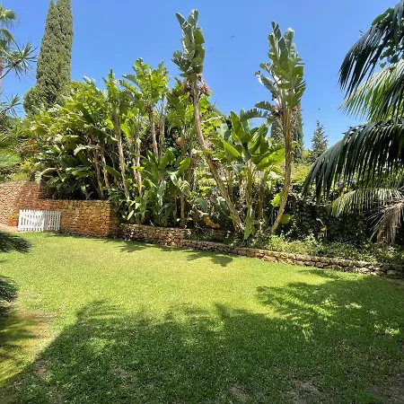 Casa Roca Elviria וילה