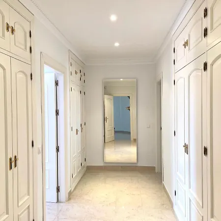 Casa Roca Elviria